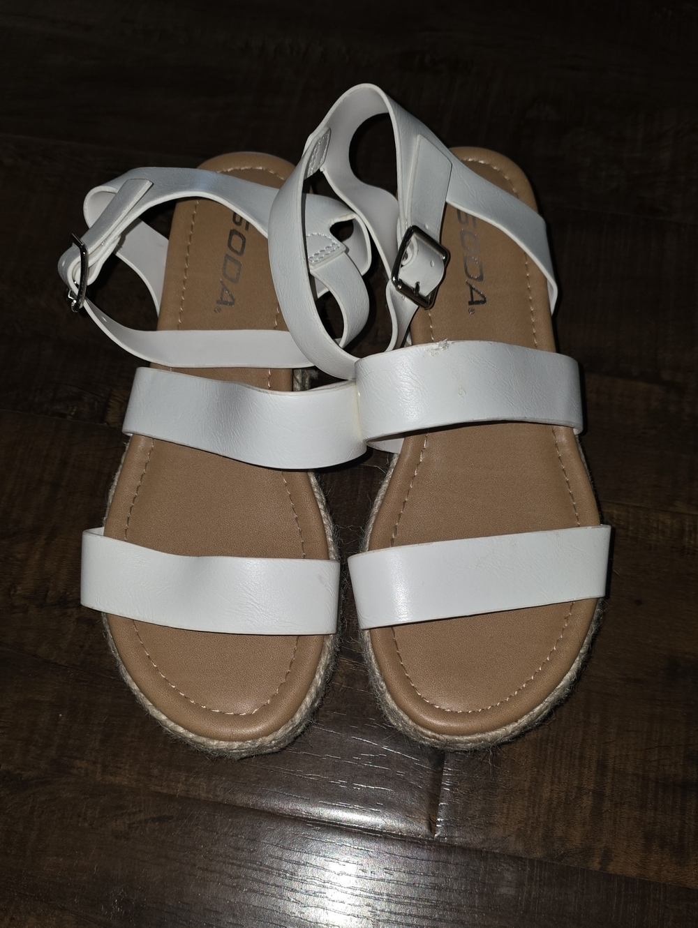 Girls sandals